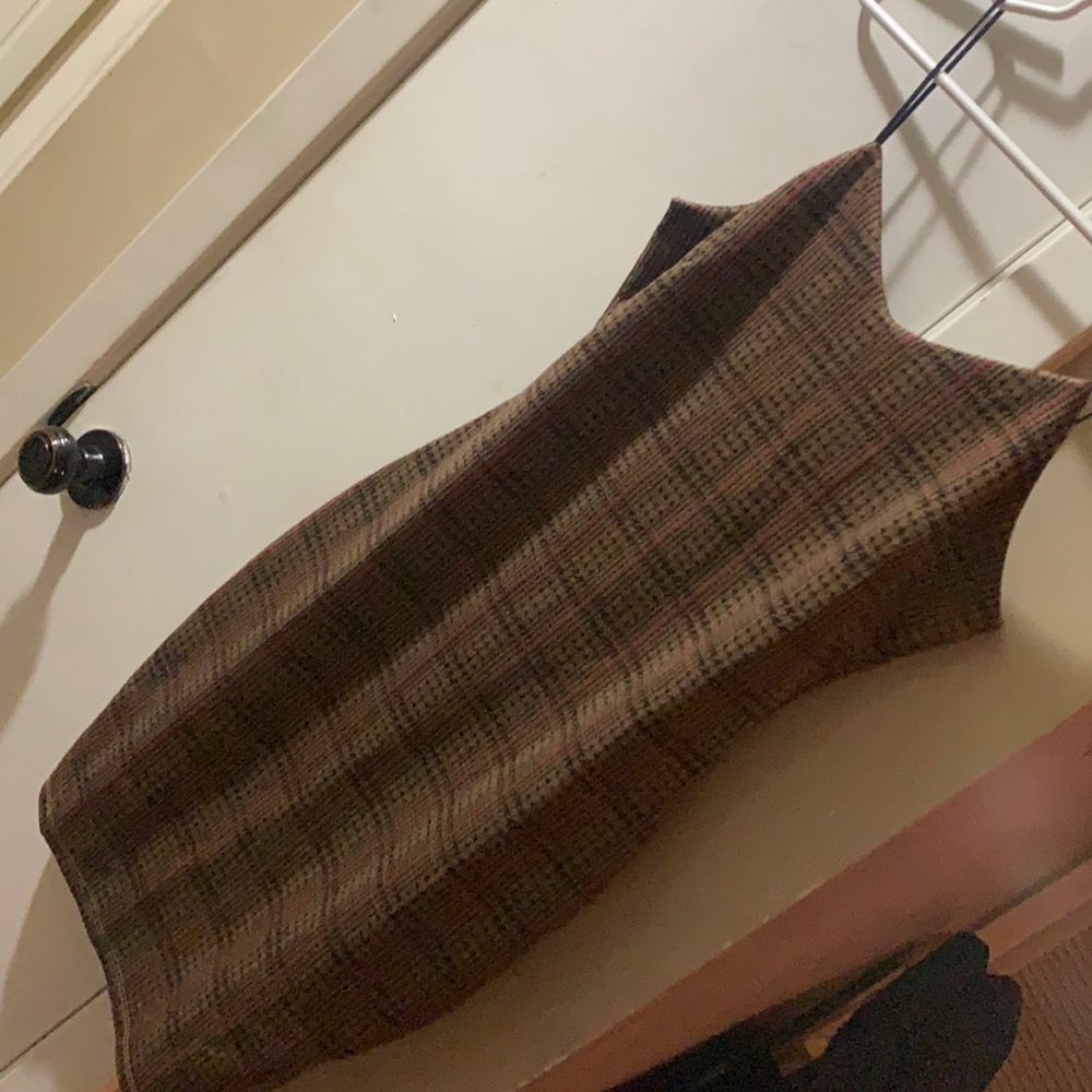 Cute brown dress
